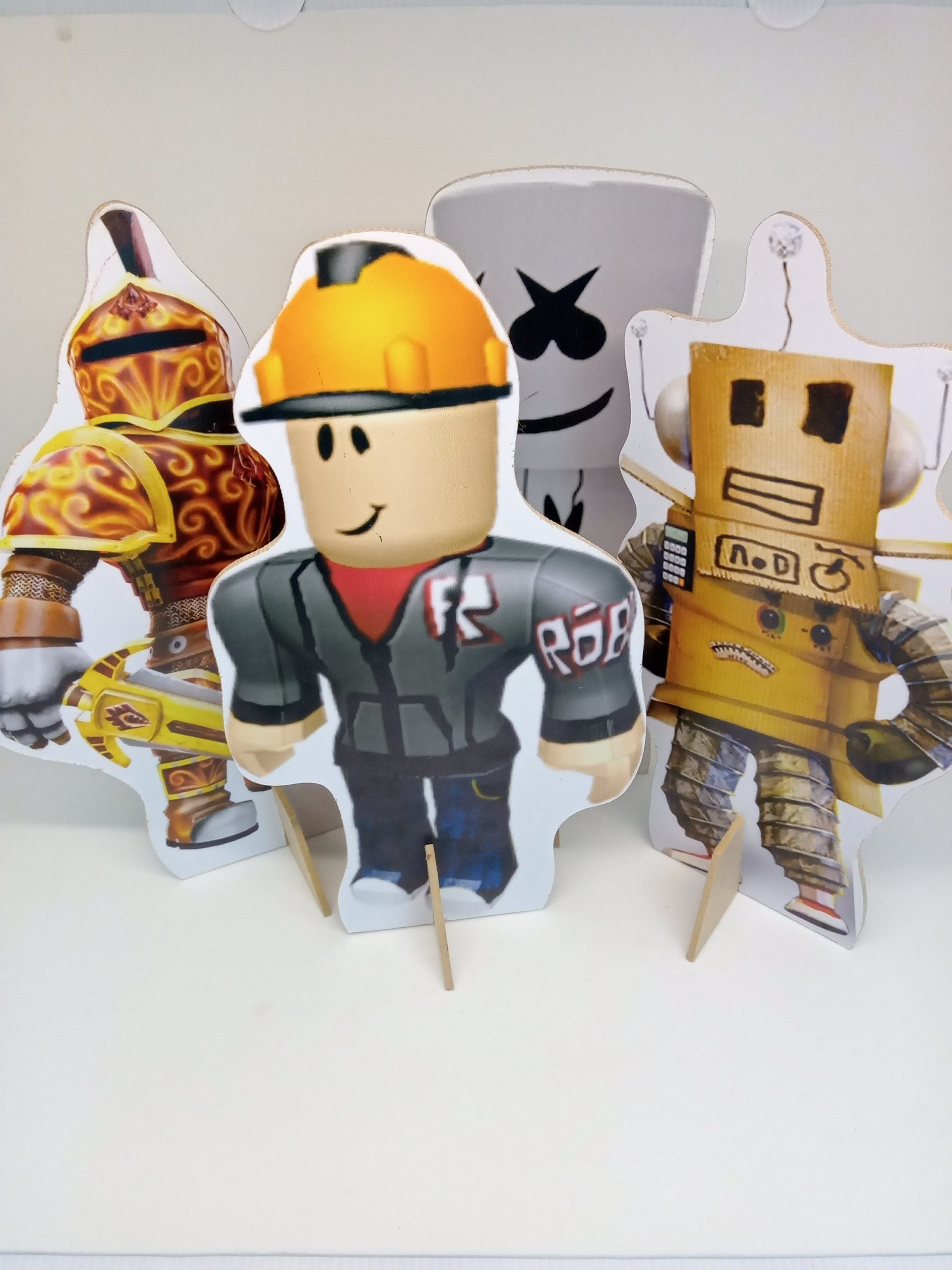 10 Enfeite De Mesa Jogo Roblox Nome Personalizado 15cm Mdf